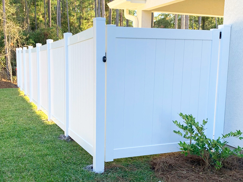 Residential Vinyl Fence Company In Southeast Georgia