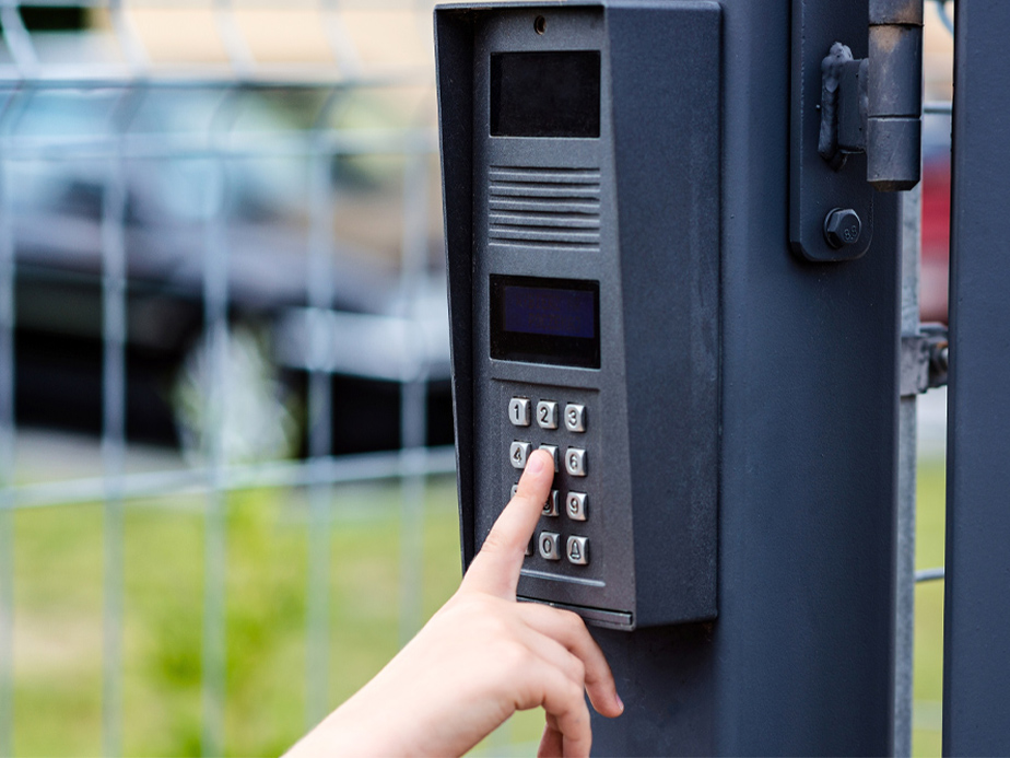 Access control gate contractor in the Southeast Georgia area.