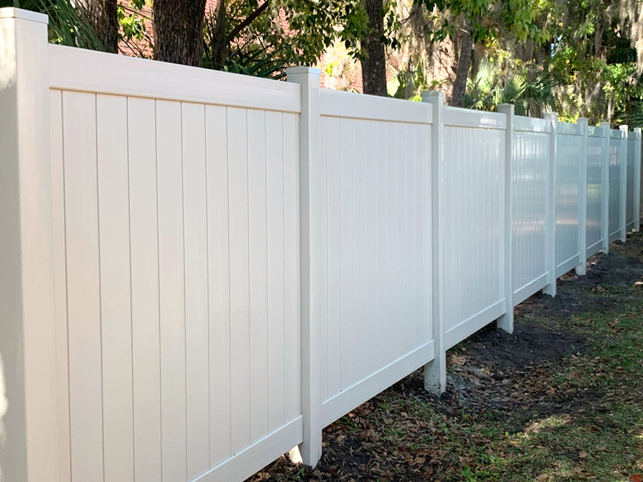 Fernandina Beach Florida vinyl privacy fencing